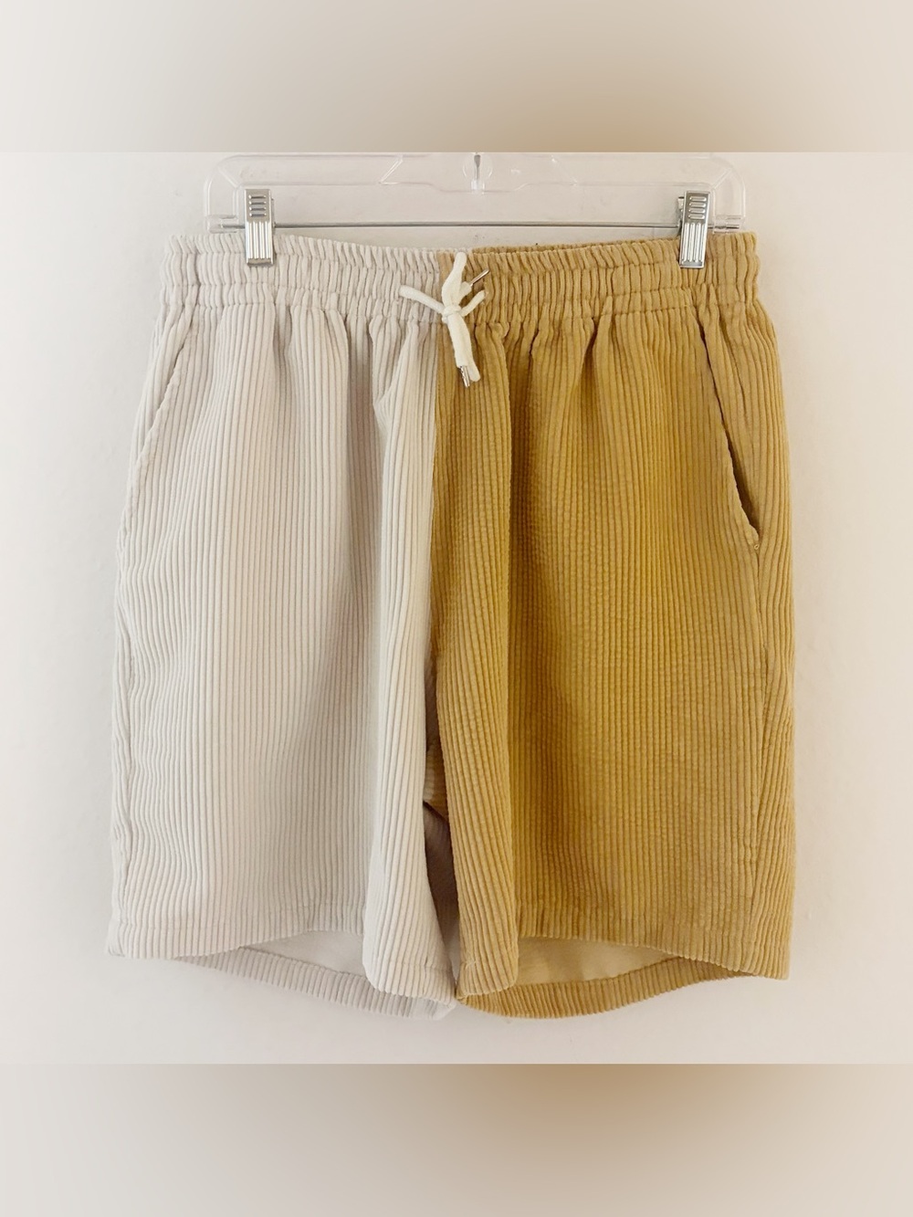 Two-Tone Men’s Corduroy Drawstring Shorts